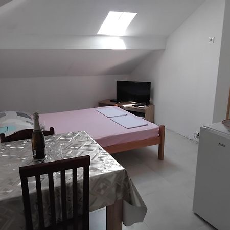 Apartments Maki Tivat Exterior photo